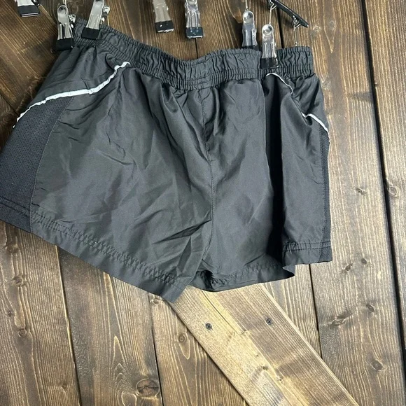 Fusion Performance Running Shorts - Size Small - Picture 2 of 3